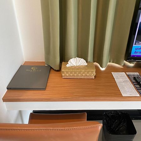 Siva Royal Hotel Phatthalung Esterno foto