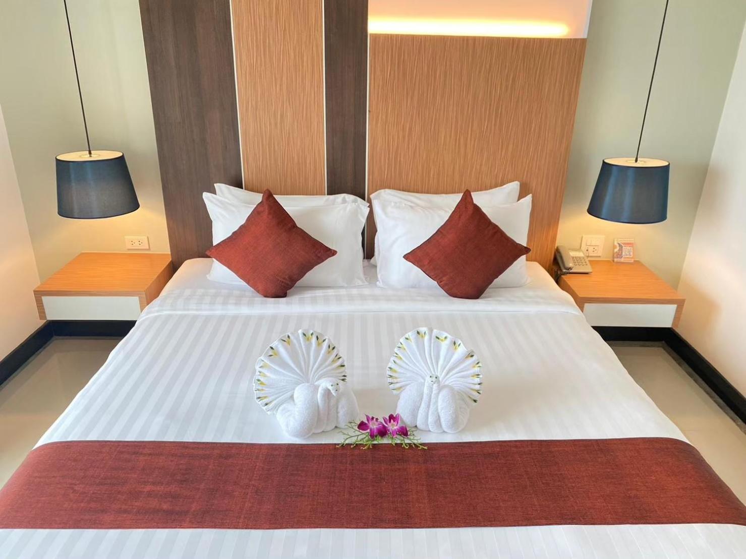 Siva Royal Hotel Phatthalung Esterno foto