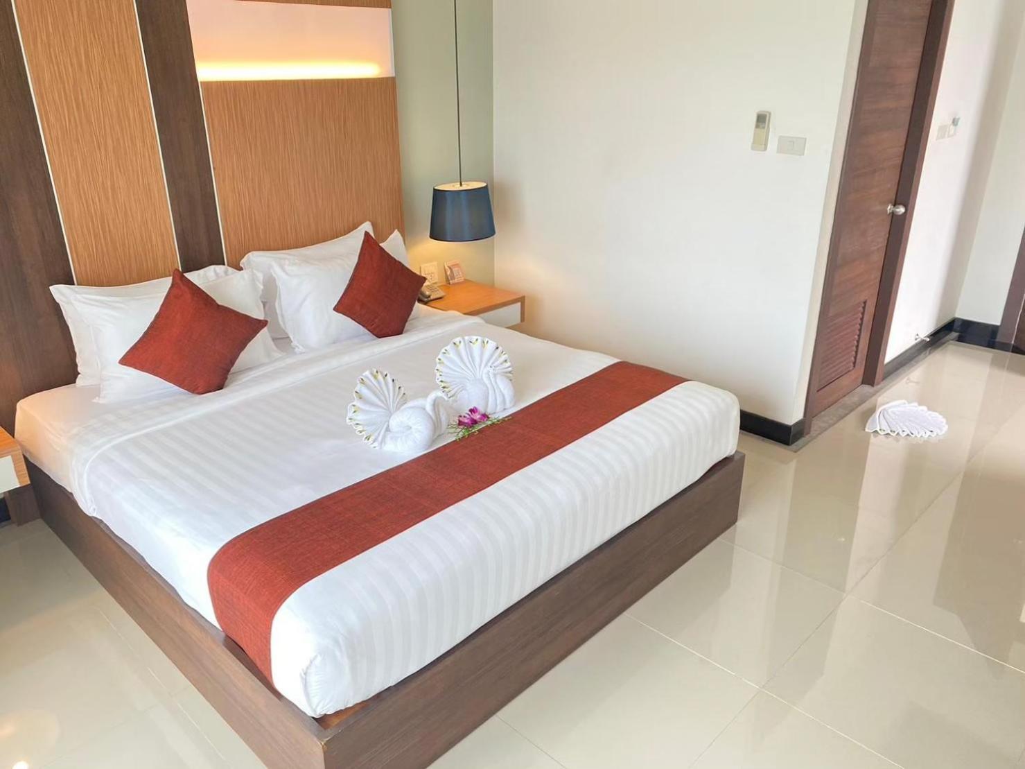 Siva Royal Hotel Phatthalung Esterno foto