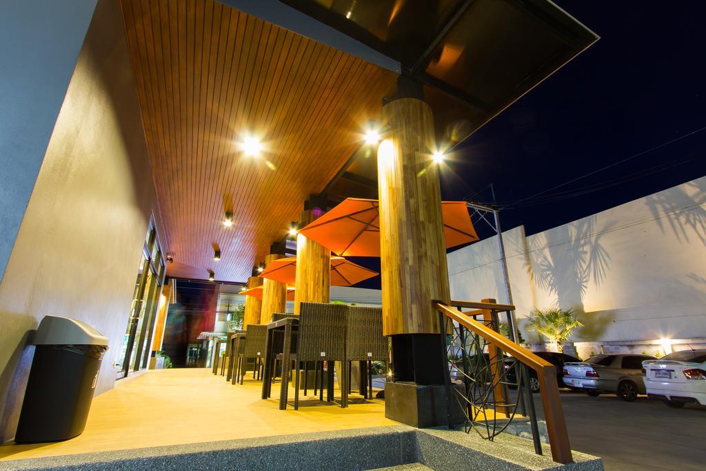 Siva Royal Hotel Phatthalung Esterno foto