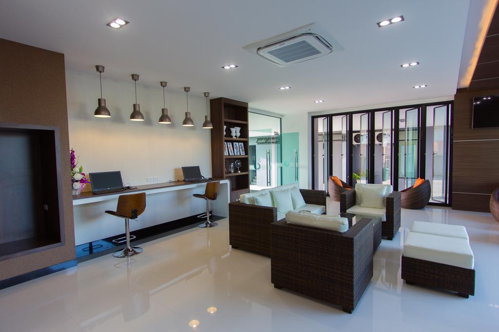 Siva Royal Hotel Phatthalung Esterno foto